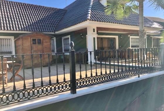 Resale - Freistehende Villa -
El Palmar