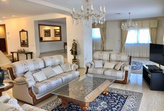 Resale - Freistehende Villa -
El Palmar
