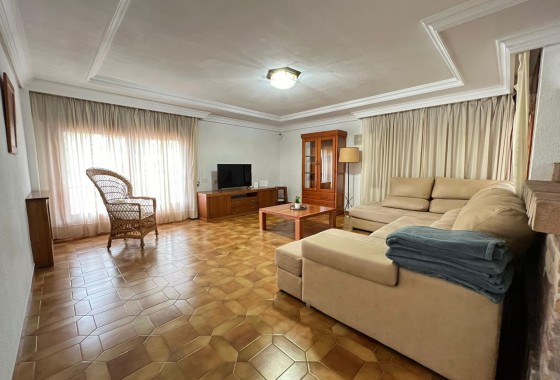 Resale - Freistehende Villa -
Orihuela Costa - Campoamor