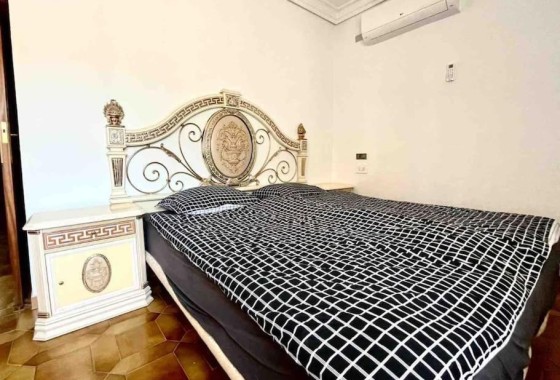 Resale - Freistehende Villa -
Orihuela Costa - Campoamor