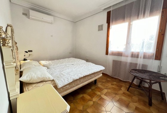 Resale - Freistehende Villa -
Orihuela Costa - Campoamor