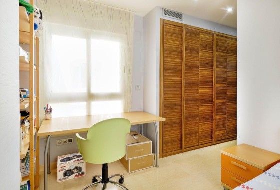 Resale - Apartment / Flat -
Torrevieja