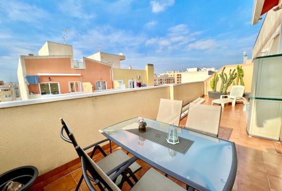 Herverkoop - Appartement / Flat -
Torrevieja - Center