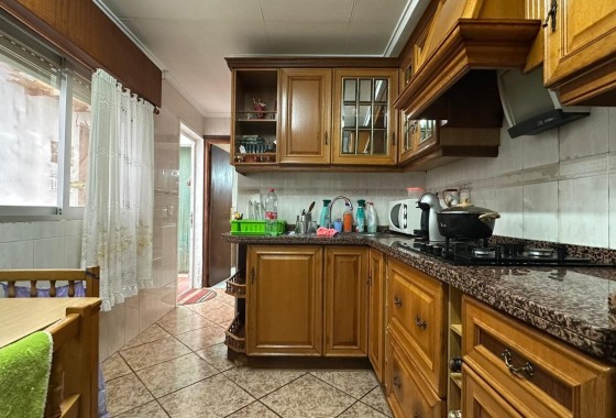 Herverkoop - Appartement / Flat -
Torrevieja - Estacion de autobuses