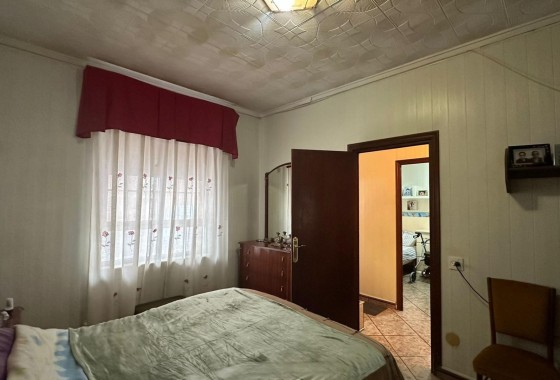 Herverkoop - Appartement / Flat -
Torrevieja - Estacion de autobuses