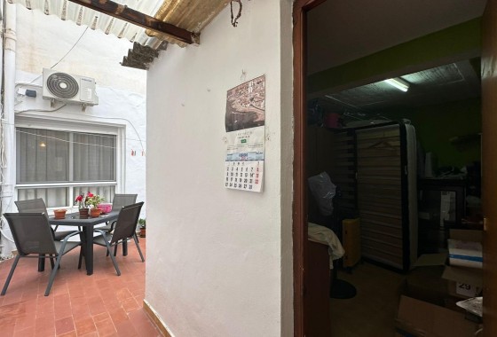 Herverkoop - Appartement / Flat -
Torrevieja - Estacion de autobuses