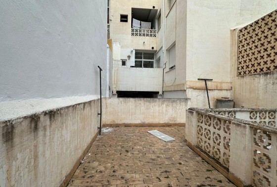 Herverkoop - Appartement / Flat -
Torrevieja - Estacion de autobuses