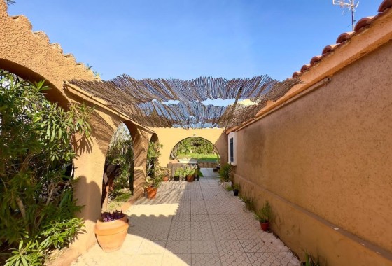 Venta - Chalet Independiente -
Torrevieja - Torreblanca