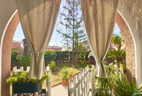 Venta - Chalet Independiente -
Torrevieja - Torreblanca