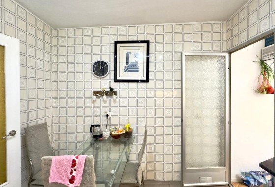 Venta - Apartamento / Piso -
Torrevieja - Center