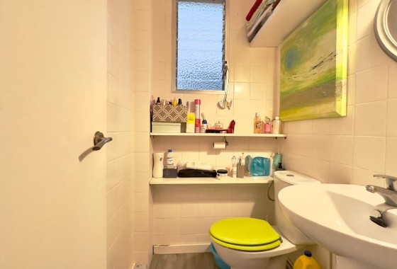 Venta - Apartamento / Piso -
Torrevieja - Center