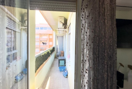 Venta - Apartamento / Piso -
Torrevieja - Center