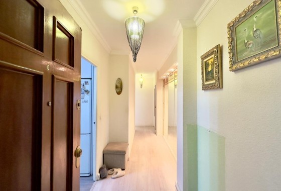 Venta - Apartamento / Piso -
Torrevieja - Center