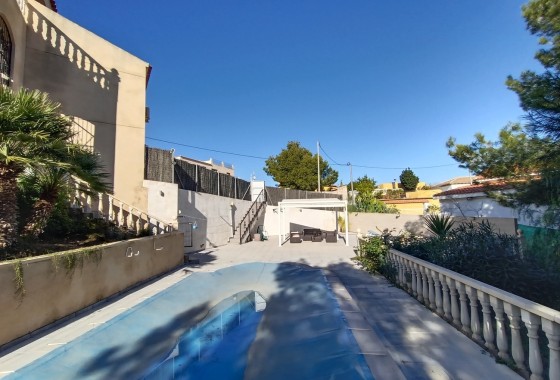 Herverkoop - Vrijstaande Villa -
Cañadas de San Pedro - Inland