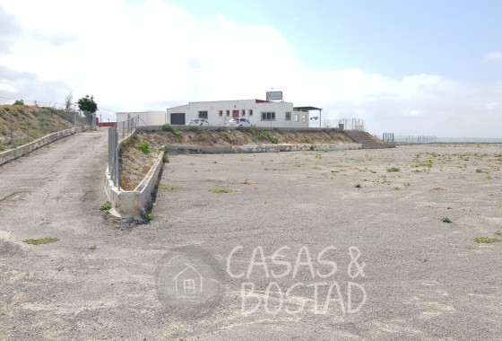 Revente - Maison de ville -
Pinoso - Inland