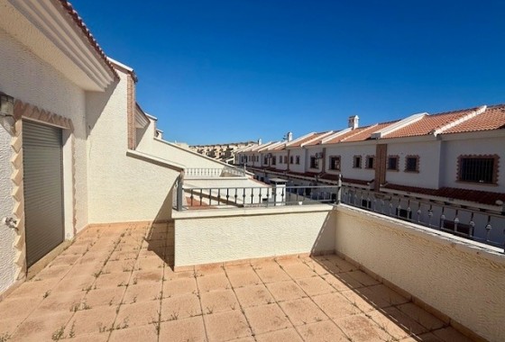 Herverkoop - Stadswoning -
San Miguel de Salinas - Inland