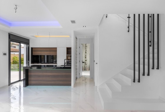 Sprzedaż - Willa wolnostojąca -
Torrevieja - Torreta florida