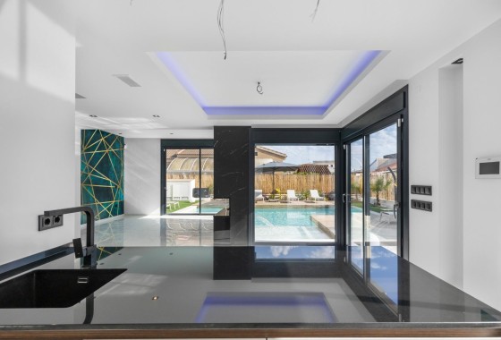 Sprzedaż - Willa wolnostojąca -
Torrevieja - Torreta florida