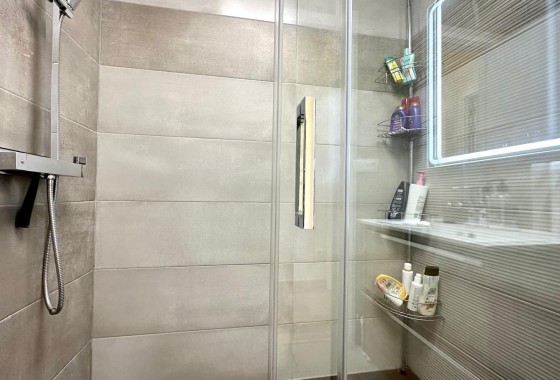 Revente - Appartement -
Torrevieja - Torreblanca