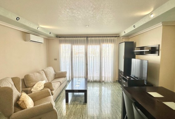 Resale - Wohnung / Apartment -
Torrevieja