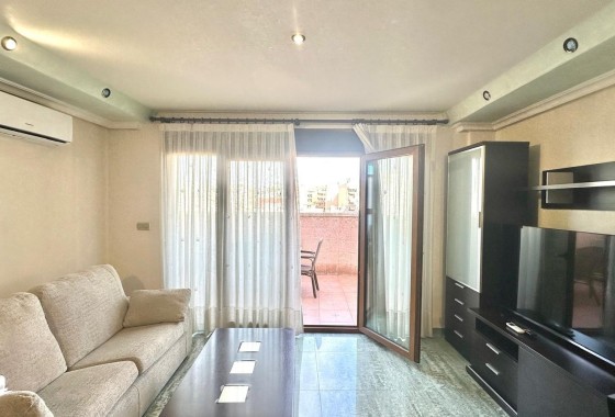 Resale - Wohnung / Apartment -
Torrevieja