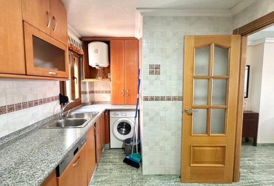Resale - Wohnung / Apartment -
Torrevieja