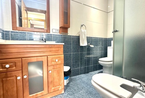 Resale - Wohnung / Apartment -
Torrevieja