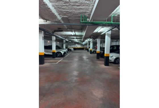 Resale - Stadthaus -
Torrevieja - Punta Prima