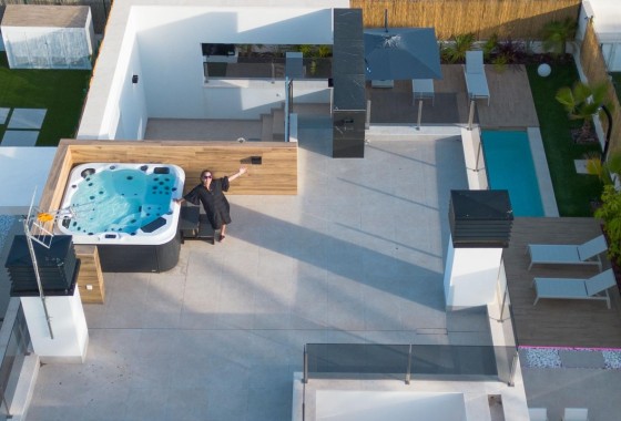 Sprzedaż - Willa wolnostojąca -
Torrevieja - Torreta florida