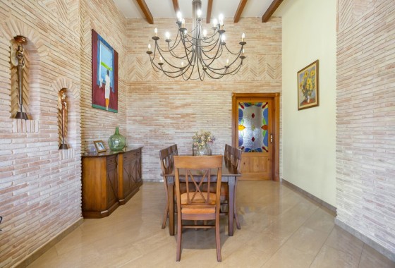 Venta - Chalet Independiente -
Torrevieja - Costa Blanca