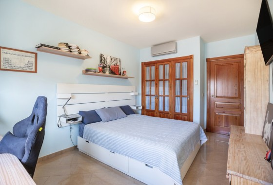 Venta - Chalet Independiente -
Torrevieja - Costa Blanca