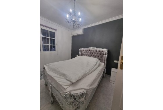 Revente - Appartement -
Torrevieja - Los Balcones