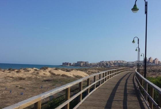 Sprzedaż - Apartament / Mieszkanie -
Torrevieja - La Mata