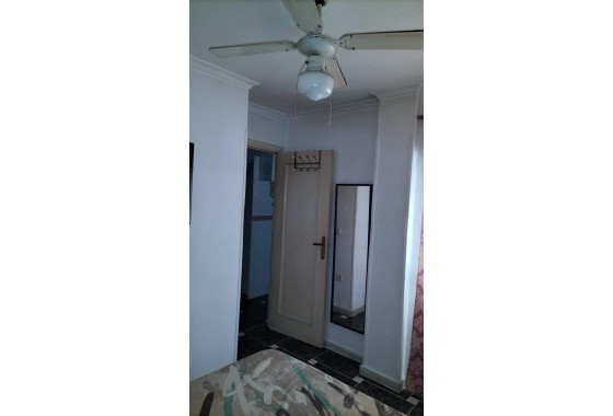 Resale - Wohnung / Appartement -
Torrevieja - La Mata