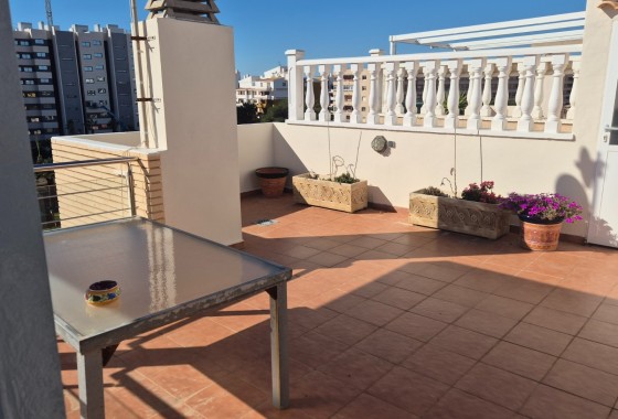 Herverkoop - Appartement / Flat -
Torrevieja - Punta Prima