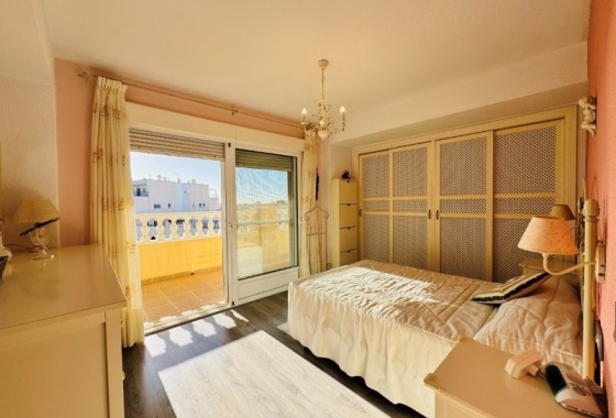 Venta - Apartamento / Piso -
La Mata - Costa Blanca