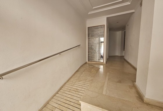 Herverkoop - Appartement / Flat -
Torrevieja - La Mata