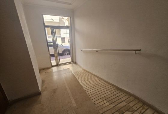 Herverkoop - Appartement / Flat -
Torrevieja - La Mata