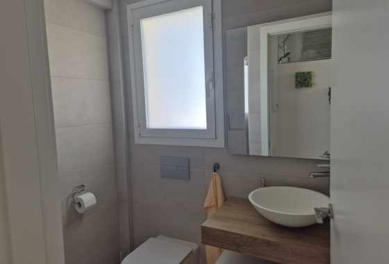 Herverkoop - Stadswoning -
Torrevieja - Nueva Torrevieja - Aguas Nuevas