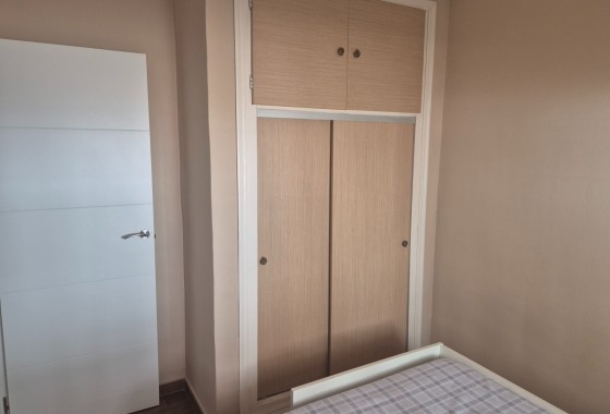 Herverkoop - Appartement / Flat -
Torrevieja - Miramar - Torre Del Moro