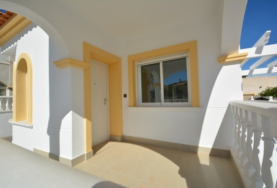 Venta - Chalet Independiente -
Algorfa - Inland