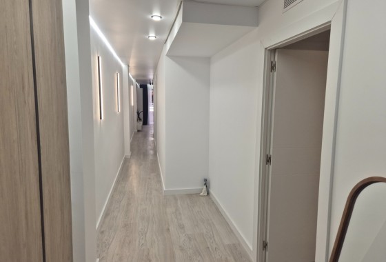 Herverkoop - Appartement / Flat -
Torrevieja - Playa del Acequión