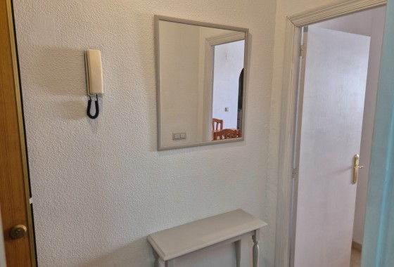 Herverkoop - Appartement / Flat -
Torrevieja - El Acequión