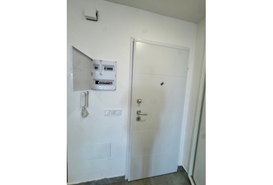 Herverkoop - Appartement / Flat -
Torrevieja - Puerto Deportivo