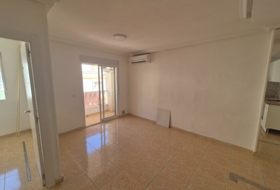 Herverkoop - Appartement / Flat -
Torrevieja - LA LOMA