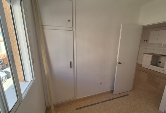 Herverkoop - Appartement / Flat -
Torrevieja - LA LOMA