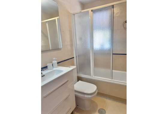 Herverkoop - Appartement / Flat -
Torrevieja - Playa de los Locos