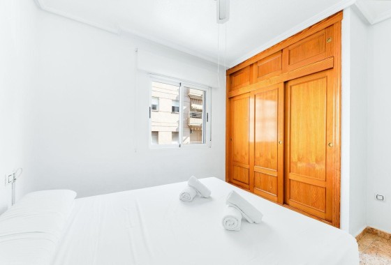 Herverkoop - Appartement / Flat -
Torrevieja - Centro