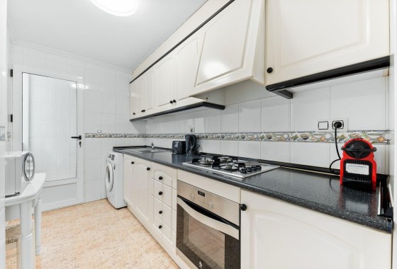 Herverkoop - Appartement / Flat -
Torrevieja - Centro