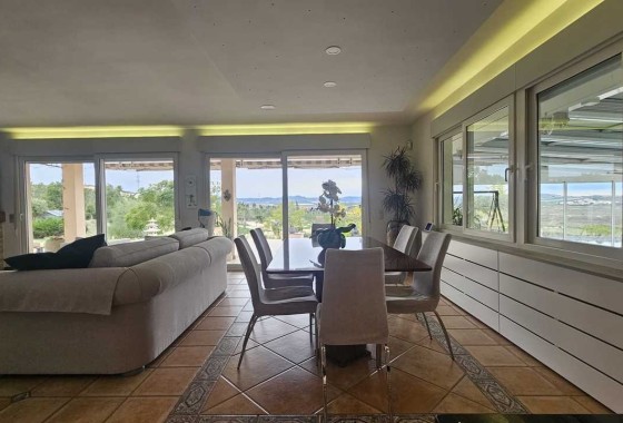 Herverkoop - Vrijstaande Villa -
Torremendo - Costa Blanca